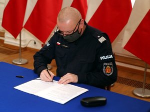 Podpisanie umowy na budowę nowej siedziby Komendy Powiatowej Policji w Mińsku Mazowieckim