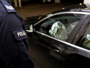 Policjanci z grupy „Orzeł’ natrafili na kradzione BMW