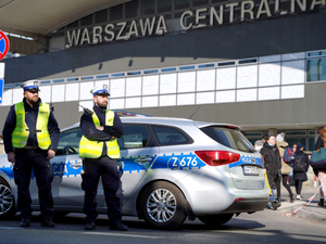 Stołeczni policjanci a pomoc obywatelom Ukrainy