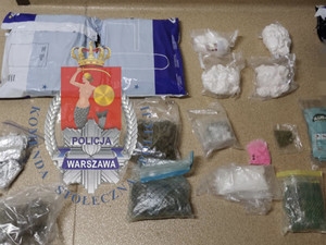 Pseudokibic ukrył w garażu marihuanę, amfetaminę, haszysz i kokainę