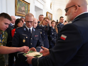 Spotkanie Wigilijne i Betlejemskie Światło Pokoju w Komendzie Stołecznej Policji