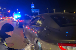 STOP nielegalnym wyścigom - kolejne policyjne działania na rzecz poprawy bezpieczeństwa w Warszawie