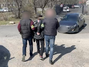 Uważaj na nowe metody oszustów. Teraz oferują "legalną" pracę.