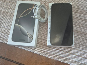 Wyłudzał towar z przesyłek, bo miał problemy finansowe