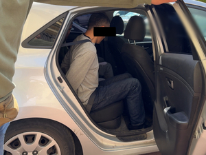 Jako „agent CBA” rzekomo rozpracowywał grupę oszustów