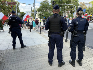 Policyjne zabezpieczenie uroczystości zaprzysiężenia Prezydenta Rzeczpospolitej Polskiej - wideorelacja
