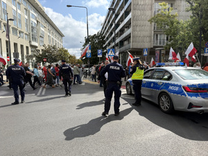Policyjne zabezpieczenie uroczystości zaprzysiężenia Prezydenta Rzeczpospolitej Polskiej - wideorelacja