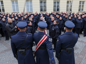 Ślubowanie nowo przyjętych policjantów