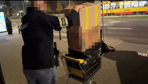 Uderzenie w handel &quot;kontrabandą&quot; przy ulicy Targowej na Pradze Północ