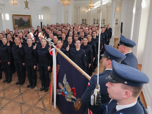 113 nowych policjantów złożyło ślubowanie