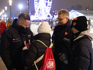 Finał Wielkiej Orkiestry Świątecznej Pomocy w Warszawie bezpieczny, rodzinny, z policyjnym wsparciem