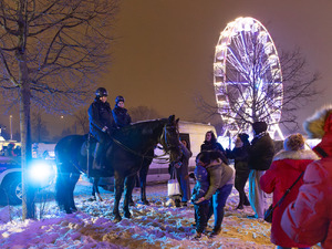 Finał Wielkiej Orkiestry Świątecznej Pomocy w Warszawie bezpieczny, rodzinny, z policyjnym wsparciem
