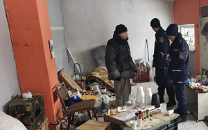 Pomagamy i chronimy - policjanci garnizonu stołecznego wspierają osoby w kryzysie bezdomności