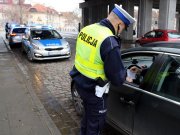 Był nietrzeźwy i posiadał zakaz prowadzenia pojazdów – w trybie przyspieszonym usłyszał wyrok