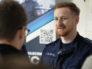 Uczniowie szkół mundurowych z nowa szansą – testy sprawnościowe do Policji