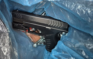 Groził, bo nie był zadowolony z obsługi - został zatrzymany przez kryminalnych z Wawra