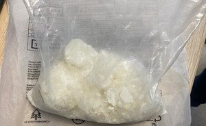 Pół kilograma narkotyków zabezpieczone przez ursynowskich policjantów – trzech mężczyzn w areszcie