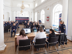 Szkolenie dla policjantów służby prewencyjnej pn. „Bezpieczeństwo w sieci – cyberprzemoc, współczesne cyberzagrożenia”