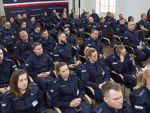 Szkolenie dla policjantów służby prewencyjnej pn. „Bezpieczeństwo w sieci – cyberprzemoc, współczesne cyberzagrożenia”