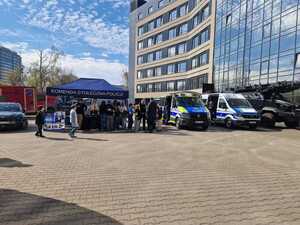 Policjanci Komendy Stołecznej Policji na Kampusie Kariery Uniwersytetu VIZJA