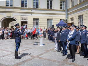 Ślubowanie nowo przyjętych policjantów