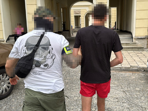 Nie unikną odpowiedzialności za kradzieże z włamaniem samochodów. Policyjne działania na terenie trzech garnizonów