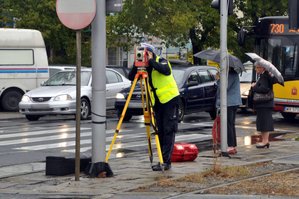 Wypadek 3 pojazdów, zdjęcia z miejsca zdarzenia