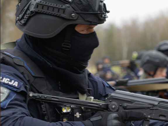 Gdy liczą się sekundy, nie ma miejsca na przypadek. Tak szkolą się policjanci OPP w Warszawie