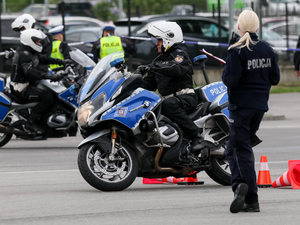 Zakończenie konkursu „POLICJANT RUCHU DROGOWEGO” w garnizonie stołecznym – najlepsi wystartują w finale ogólnopolskim