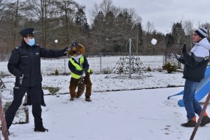 wizyta policjantów w ZSSP w Ostrówka