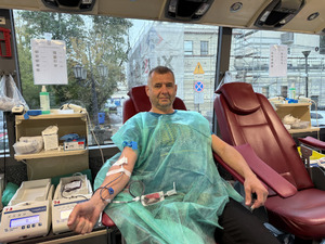 Oddaje krew z przekonaniem, że bezinteresowna pomoc jest po prostu potrzebna