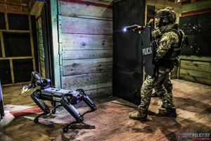 „Robopies” w Komendzie Stołecznej Policji