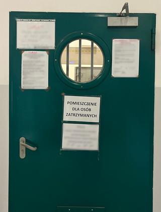 pomieszczenie dla osób zatrzymanych